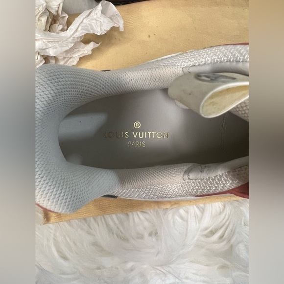 LOUIS vuitton runaway sneaker (38) - Picture 7 of 16